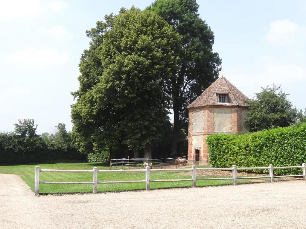 Chateau De Maillot Hotel Bonneville-la-Louvet Eksteriør billede